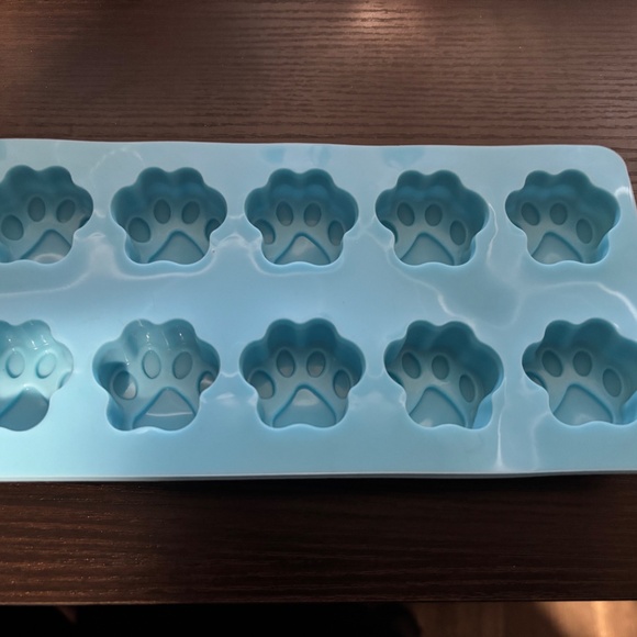 PAWPRINT MOLDS X 2 - Picture 3 of 3